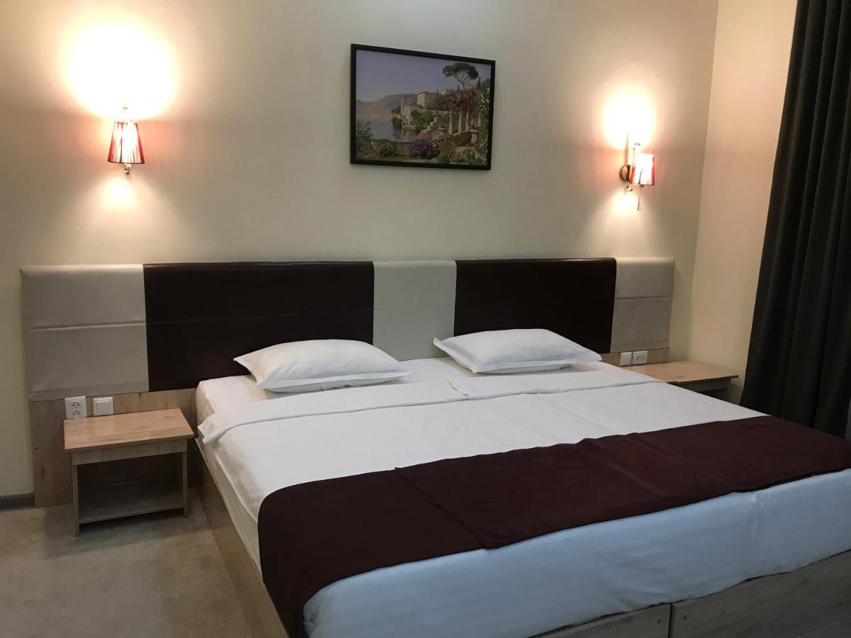 Karavan Street Hotel Tashkent Exterior photo